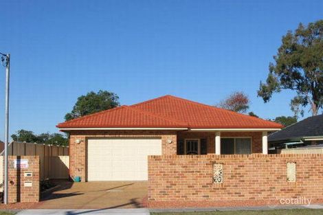 132 Bourke Rd, Umina Beach, NSW 2257