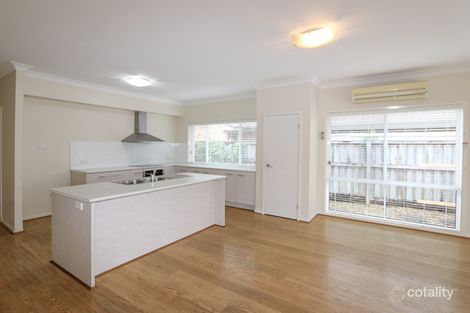 Property photo of 5 Stringybark Drive Molendinar QLD 4214