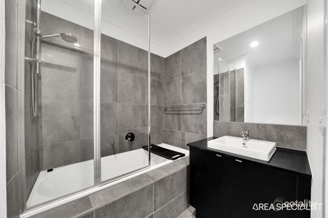 Property photo of 18 Crichton Road Thornhill Park VIC 3335