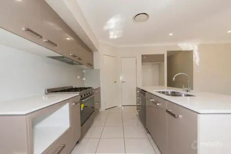 Property photo of 33 Alumuna Circuit Jordan Springs NSW 2747