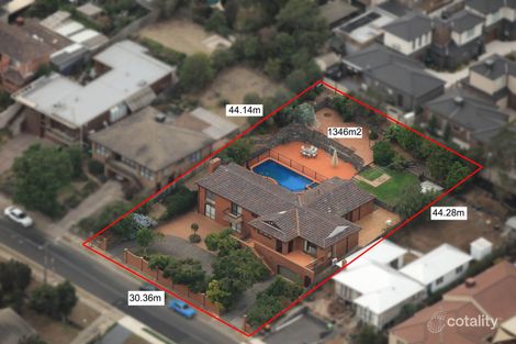 Property photo of 17 Streldon Avenue Strathmore VIC 3041