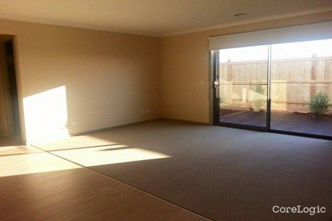 Property photo of 9 Solitude Crescent Point Cook VIC 3030