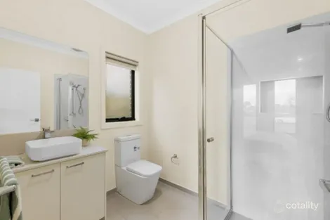 Property photo of 61 Bensonhurst Parade Point Cook VIC 3030