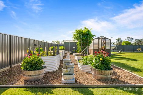 Property photo of 2 Grevillea Street Cliftleigh NSW 2321