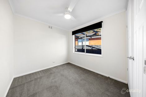Property photo of 28 Valepark Crescent Cranbourne VIC 3977
