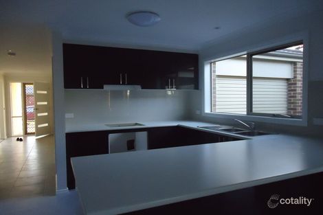 Property photo of 21 Blackledge Drive Cranbourne East VIC 3977