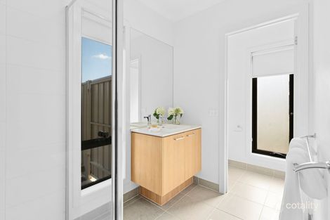 Property photo of 2 Levy Court Benalla VIC 3672