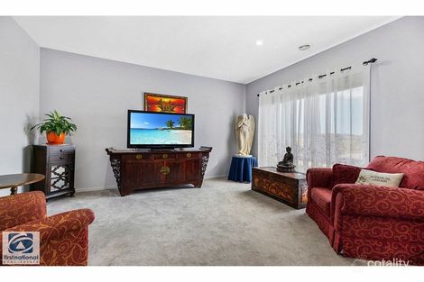 Property photo of 8 Cyprus Crescent Yarragon VIC 3823