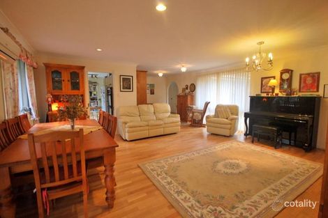 Property photo of 3 Cranbrook Street Wyoming NSW 2250