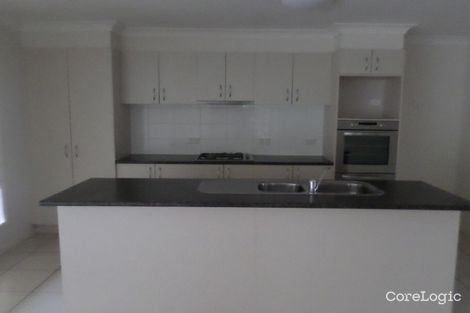 Property photo of 10 Sycamore Street Flinders View QLD 4305