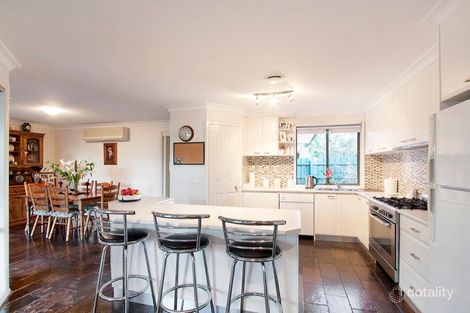 Property photo of 21 Caron Close Hallam VIC 3803