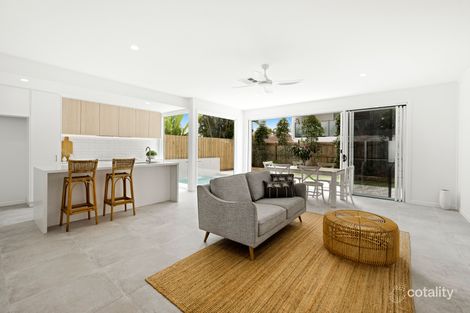 Property photo of 2/7 Ilaroo Crescent Warana QLD 4575