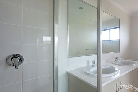Property photo of 2/26 Ellis Street Wilsonton QLD 4350