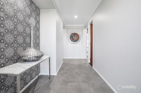 Property photo of 33 Foxtail Street Fern Bay NSW 2295