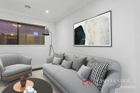 Property photo of 3 Feathertop Court Cranbourne North VIC 3977
