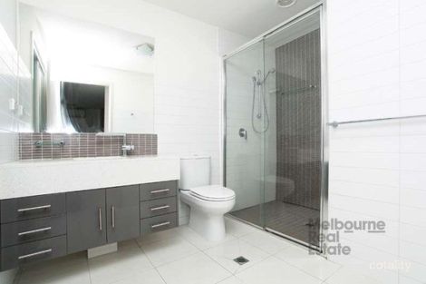 Property photo of 2/62 Hawthorn Road Caulfield North VIC 3161