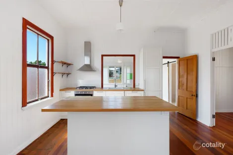 Property photo of 22 Chestnut Street Wynnum QLD 4178