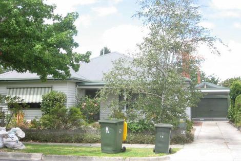 18 Essex St, Blackburn North, VIC 3130