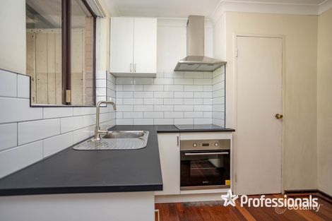 Property photo of 6 Exon Court Camillo WA 6111