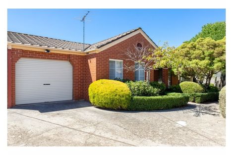 2/7 Graetz Ct, Lavington, NSW 2641