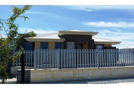 21 Yaramin Way, Golden Bay, WA 6174