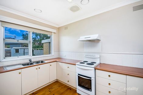 Property photo of 11 Floral Place Warrnambool VIC 3280