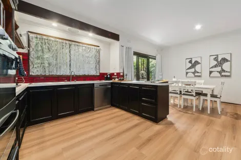 Property photo of 1/32 Glenview Crescent Frankston VIC 3199