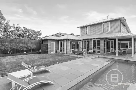 Property photo of 4 Arnold Road Brighton East VIC 3187