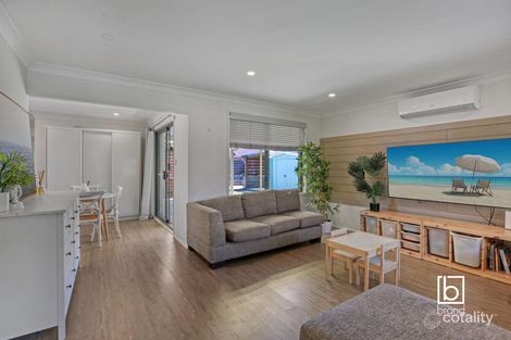 Property photo of 9 Elm Place Blue Haven NSW 2262