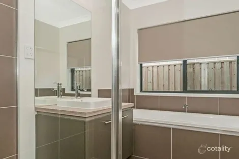 Property photo of 11 Koel Street Pallara QLD 4110