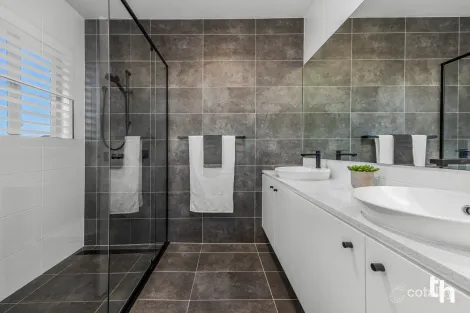Property photo of 3 Snapper Close Teralba NSW 2284