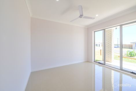 Property photo of 28 Grindelia Drive Springfield Lakes QLD 4300