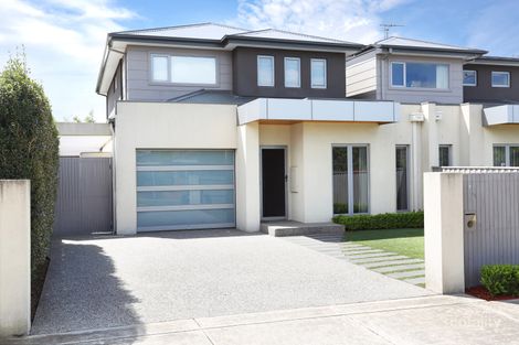 4 Centreway, Keilor East, VIC 3033