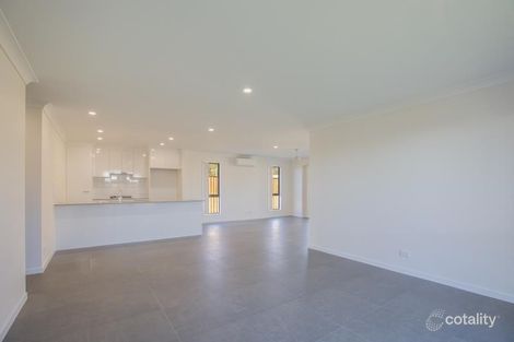 Property photo of 5 Conochie Place Pimpama QLD 4209