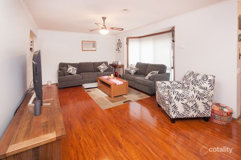 Property photo of 13 Wynette Close Hampton Park VIC 3976