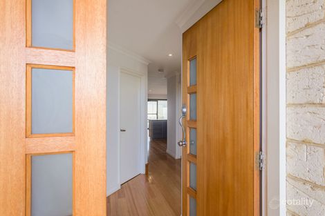 Property photo of 33 Susan Road Madeley WA 6065