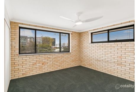 Property photo of 7/74 Coolangatta Road Coolangatta QLD 4225