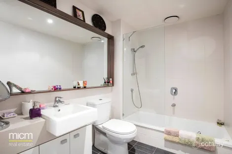 Property photo of 2703/63 Whiteman Street Southbank VIC 3006