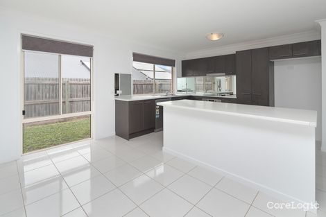 Property photo of 15 Bellthorpe Circuit Kallangur QLD 4503