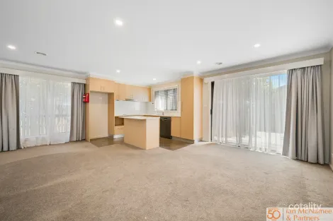 Property photo of 4/49 Donald Road Karabar NSW 2620