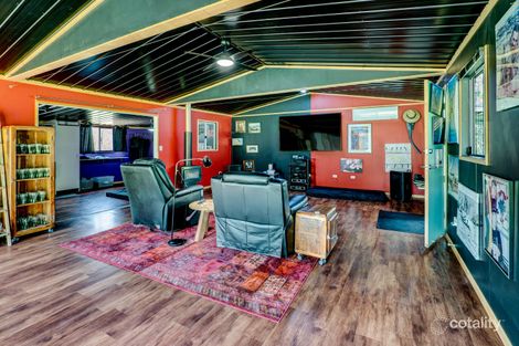 106 Cambridge Dr, Mount Hallen, QLD 4312