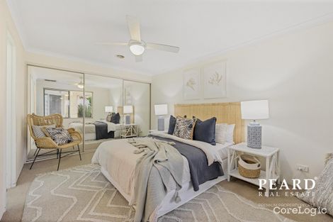 Property photo of 16 Camelot Grove Carramar WA 6031