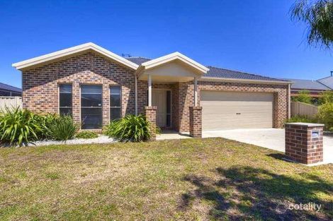 Property photo of 28 Jess Way Sebastopol VIC 3356