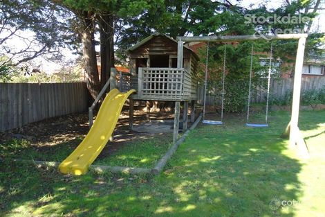Property photo of 14 Glenview Court Glen Waverley VIC 3150