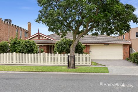 Property photo of 136 Spring Road Dingley Village VIC 3172
