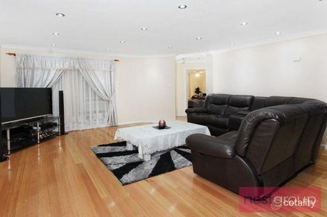 Property photo of 15 Willow Grove Plumpton NSW 2761