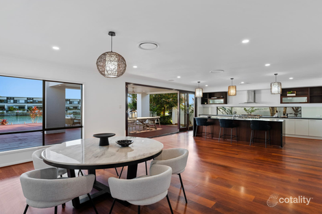 Property photo of 66 Palladium Boulevard Hope Island QLD 4212