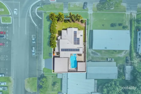 48-50 Tills St, Westcourt, QLD 4870