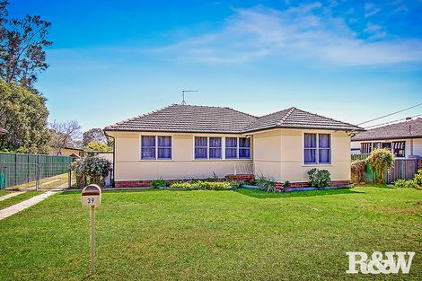 39 Tasman Ave, Lethbridge Park, NSW 2770