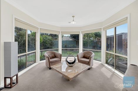 Property photo of 16 Windsor Gardens Caroline Springs VIC 3023